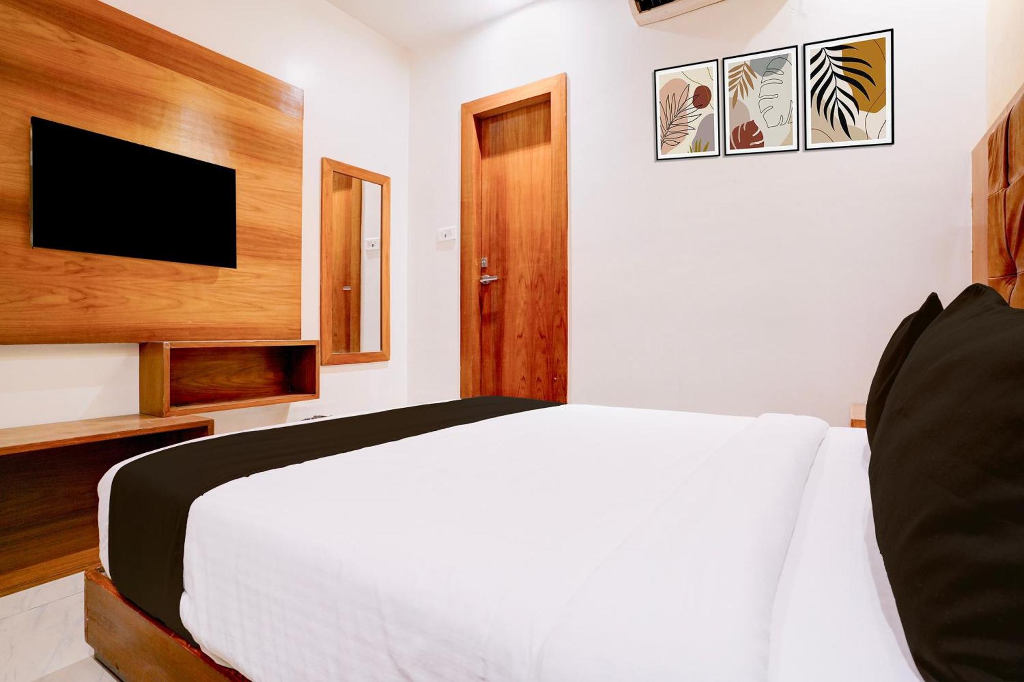 Super Townhouse Oak Times Square Le Western Bombaj Exteriér fotografie